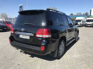 Toyota Land Cruiser 200  diesel Levice4