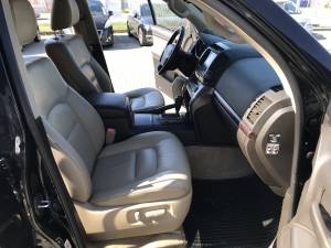 Toyota Land Cruiser 200  diesel Levice10