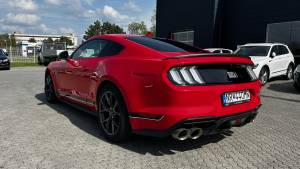 Ford mustang benzín Levice6