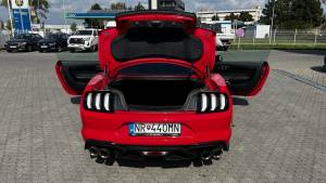 Ford mustang benzín Levice7