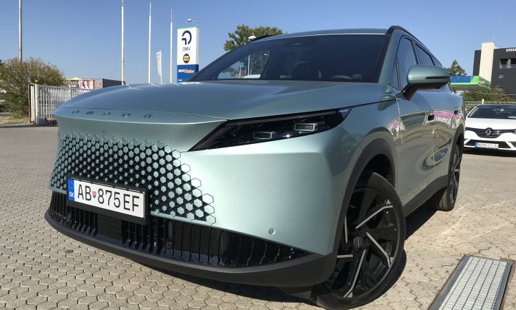 Omoda 7 SHS LUXURY ( PHEV )