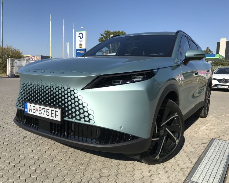 Omoda 7 SHS LUXURY ( PHEV )